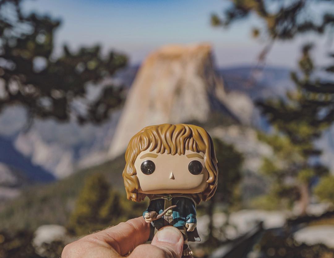 In which Pippin gazes at the majestic scene…